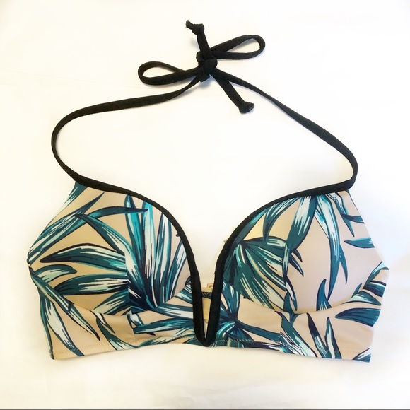 PINK Victoria's Secret Other - Pink Victoria’s Secret halter tie bikini top sz sm